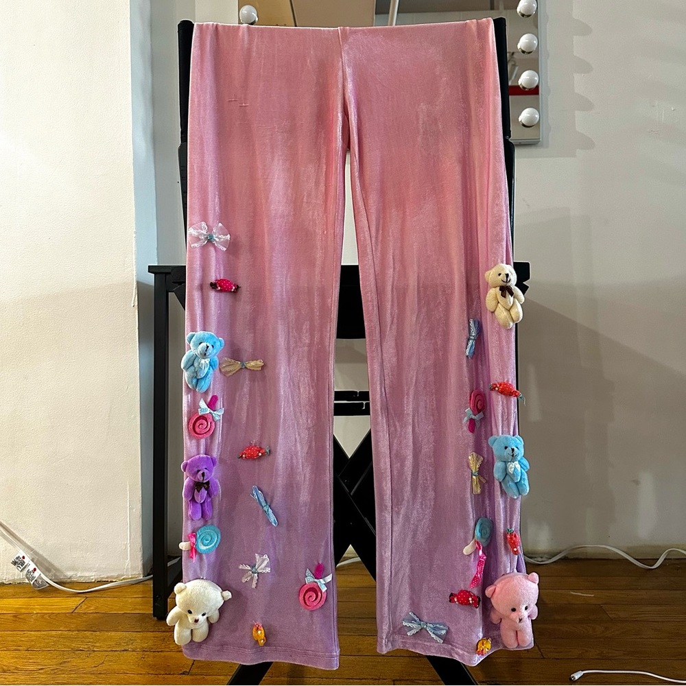 Un worn Dolls Kill Sugar thrillz Sweet Masterpiece Velour Pants